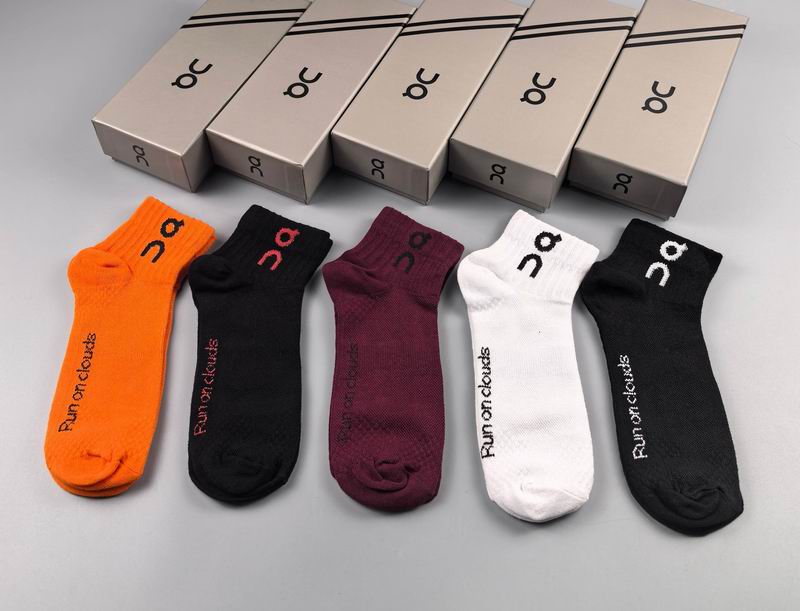 ON Socks QY07